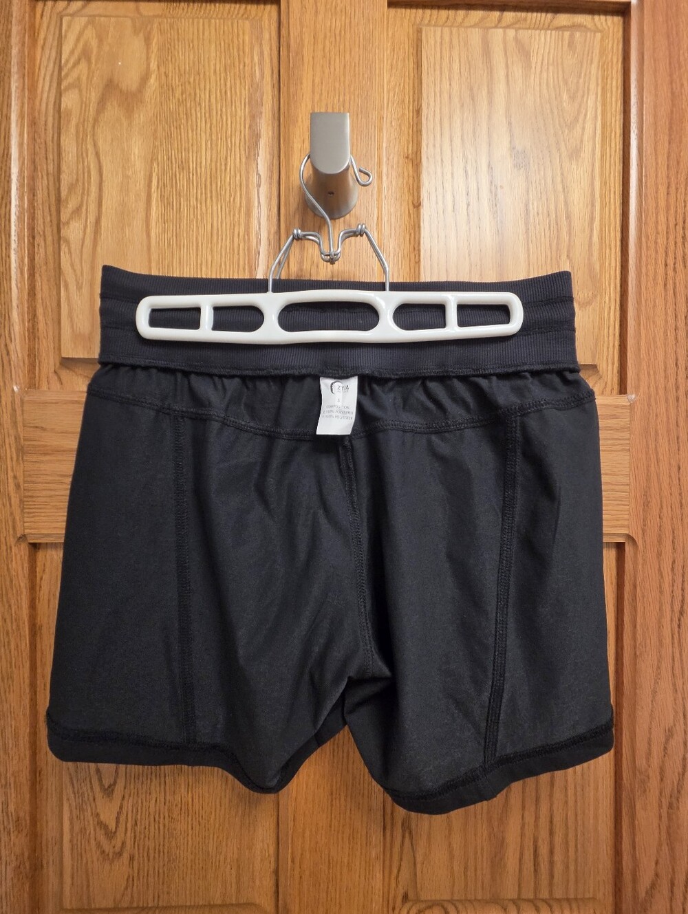 Zyia Active Quick Dry Shorts - Picture 4 of 7